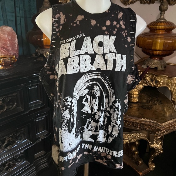 SOLD. - Picture 2 of 5